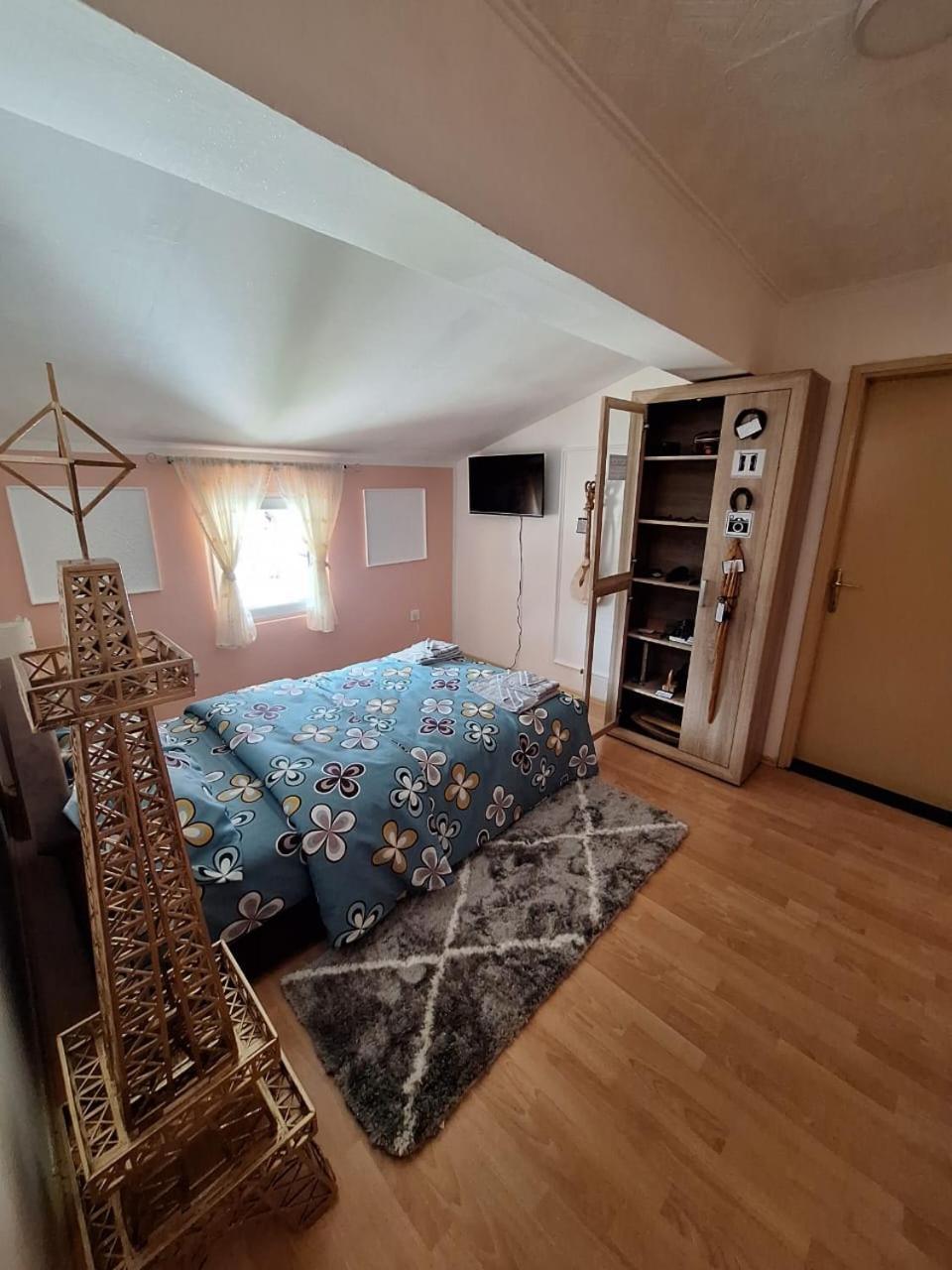 Apartment Duca Плужине Екстериор снимка
